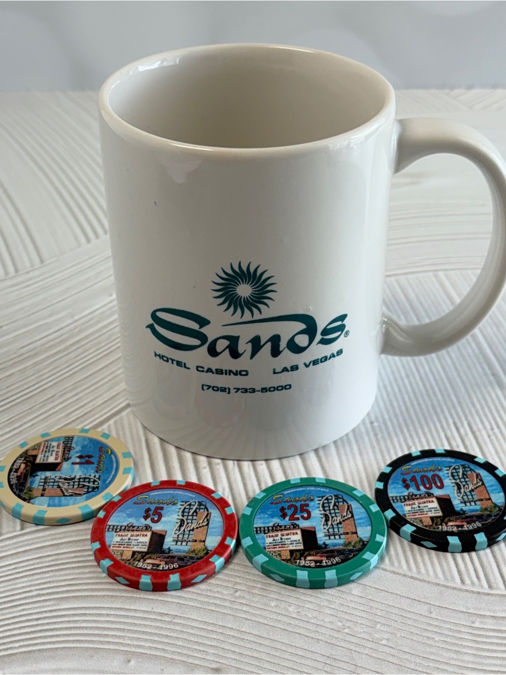 Vintage Sands Hotel Casino Las Vegas Coffee Mug + 4 Collectible Chips